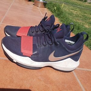 Paul Georges nike shoe